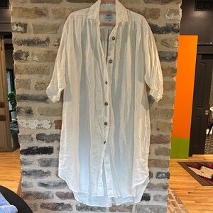 Esby White Midi Dress with Timeless Elegance